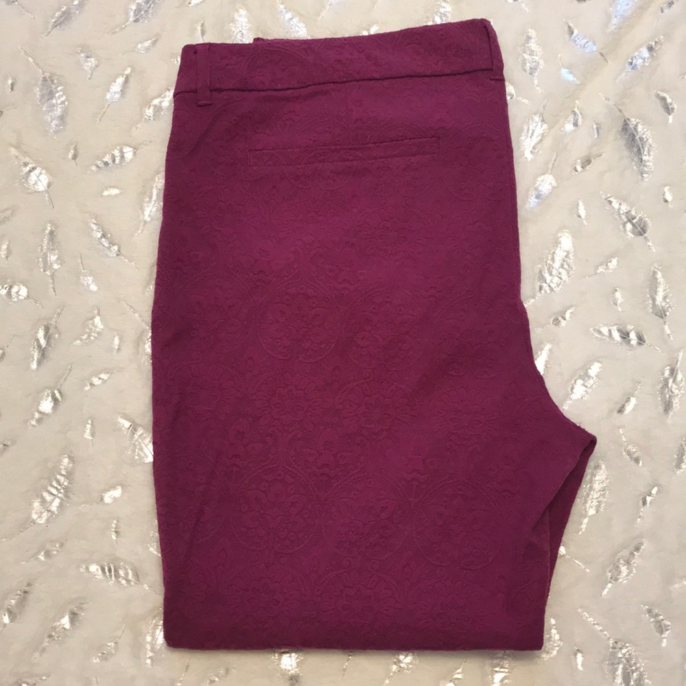 Old Navy Fuschia Pixie Style Dress Pants